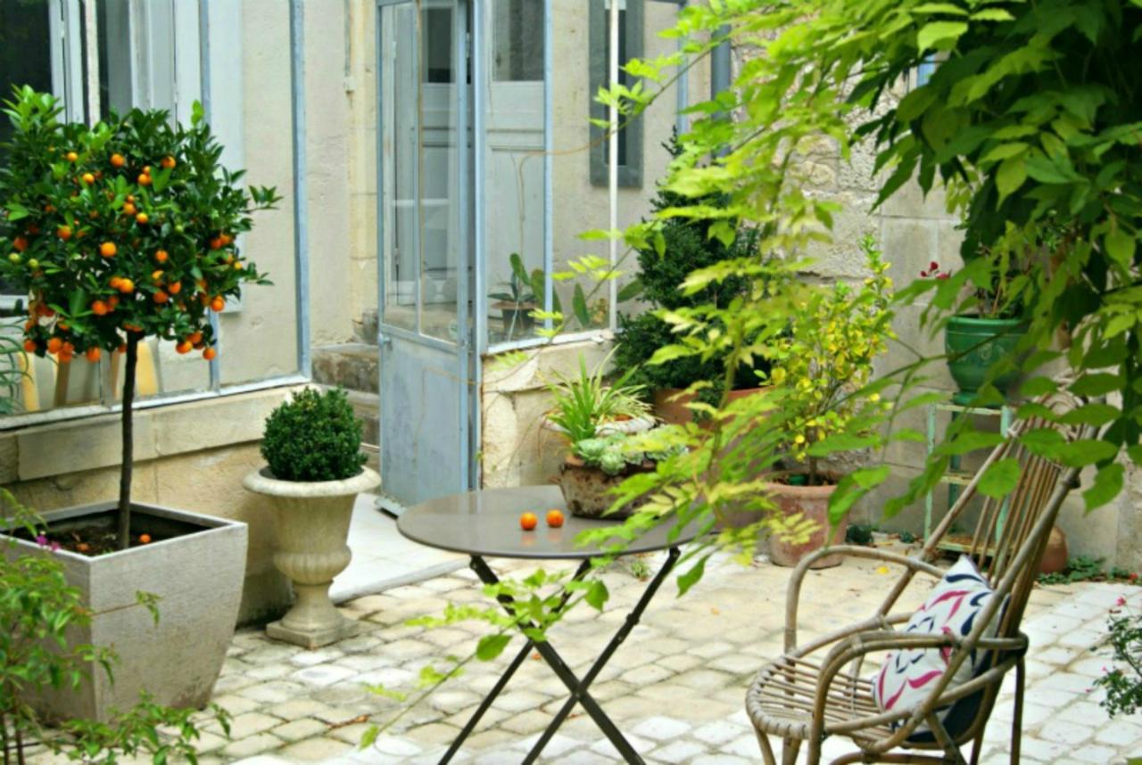 La Maison Du Baloir Thaire Экстерьер фото
